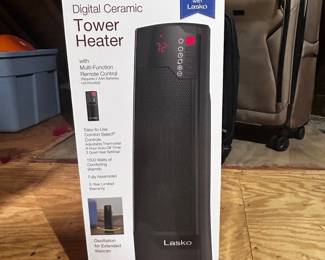 Lasko Digital Ceramic Tower Heater