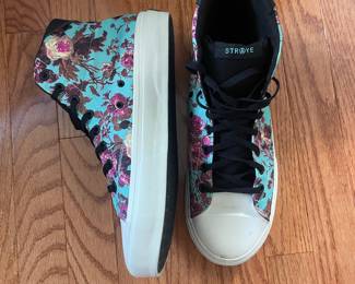 Stroyé Floral High-Top Sneakers