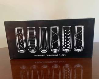 6 Stemless Champagne Flutes with Assorted Etched Designs