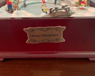 Mr. Christmas Gold Label Winter Wonderland Musical Box