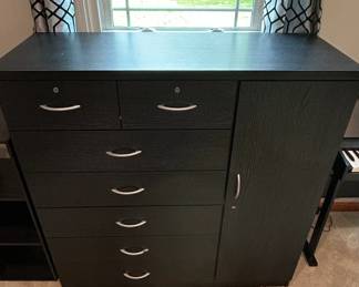 Hodedah Drawer Black Chest with Door second image