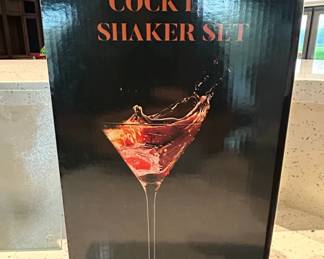 Cocktail Shaker Set