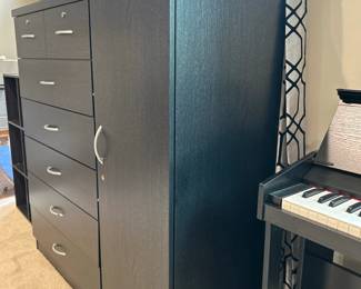 Hodedah Drawer Black Chest with Door third image