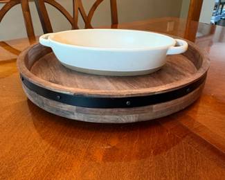 Farmhouse Style Wooden Lazy Susan with Ceramic Dish
