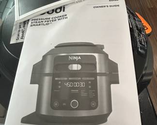 Ninja Foodi OL Series Pressure Cooker Steam Fryer with SmartLid second image