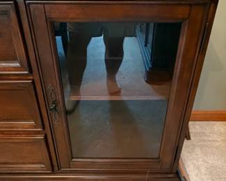 Thomasville Dark Wood Media Console with Glass Doors and Drawers second image