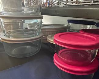 Pyrex Glass Food Storage Containers with Lids