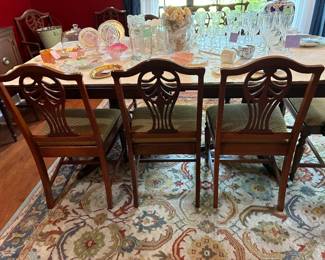 Gorgeous Duncan Phyfe Table & Chairs