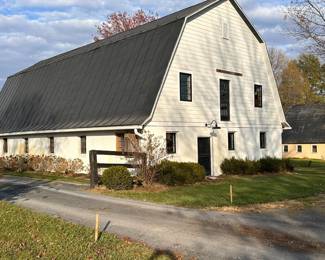 The Blue Sky Farm Barn, 37370 Allder School Road, Purcellville, VA 20132 