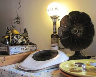 Vintage 1922 Universal Copper Brooder Heater. Liquor Bottle Lamp. Vintage Enamal Bed Pan