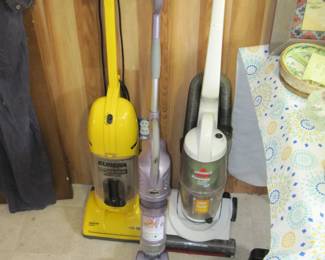 Vacuum & Floor Cleaners