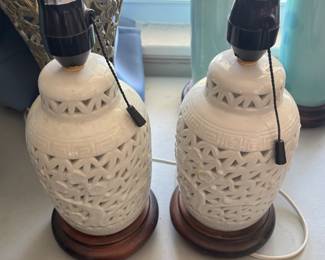 Pair of ceramic lamps 