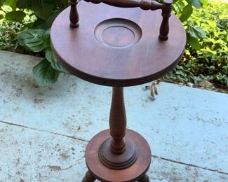 Vintage Ash Tray holder 