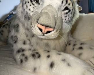 Hansa LARGE Snow Leopard 