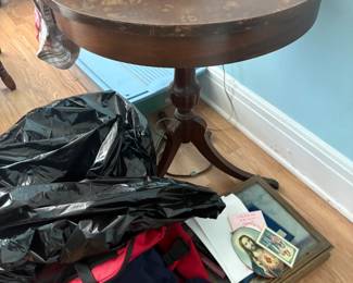 . . . Duncan Fife lamp table