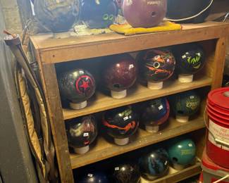 . . . AMAZING set of high-end bowling balls