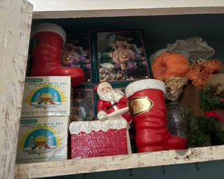 . . . vintage Christmas -- lots!