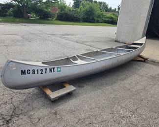 1953 Grumman 17ft Aluminum Canoe