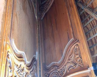 CARVED DOORS