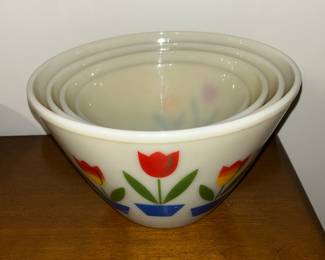 FIRE KING TULIP NESTING BOWLS