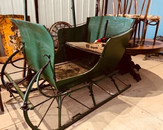 WOOD SLEIGH