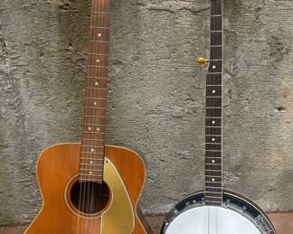 BANJO GUITAR