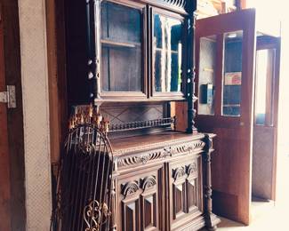 French cabinet