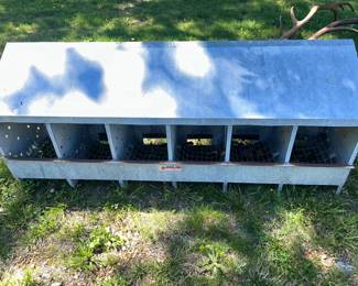 NESTING BOX