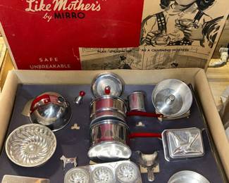 MIRRO CHILD.S COOKWARE