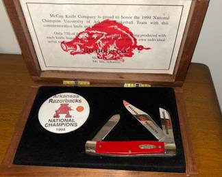 RAZORBACK COLLECTORS KNIFE