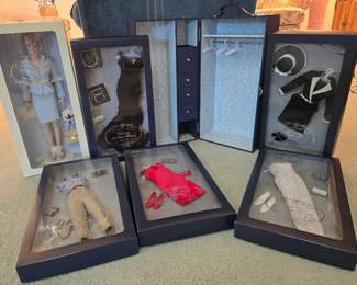 Princess Diana Doll Newton box with clothes new in box