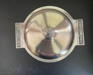 Vintage Wilton Armetale Covered Serving Dish second image