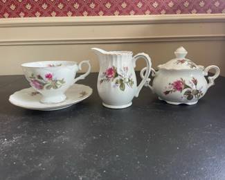 Moss Rose Pattern Tea Set