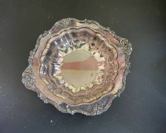 Vintage International Silver Countess SilverPlated Footed Bowl