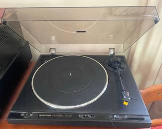 Pioneer PL-600 Full-Automatic Stereo Turntable