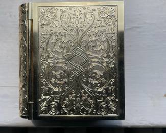 Vintage Seth Thomas GoldTone Book Travel Alarm Clock with MotherofPearl Dial second image