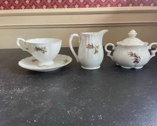 Moss Rose Pattern Tea Set second image