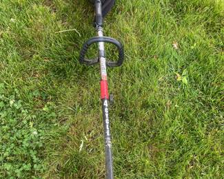 Poulan Pro 4-Cycle String Trimmer