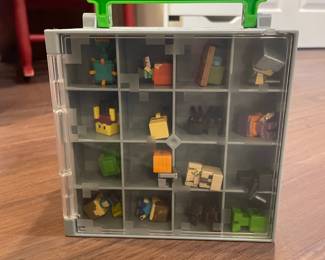 Mattel Minecraft Mini Figure Collector Case