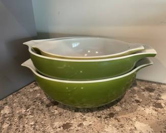 Vintage Pyrex Verde Green Cinderella Mixing Bowls