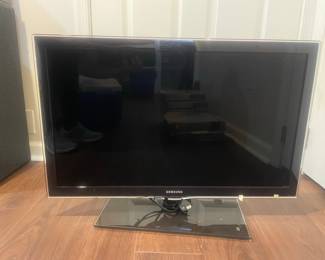 Samsung 40-inch LCD HDTV