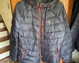 L.L.Bean Ultralight 850 Down Hooded Jacket