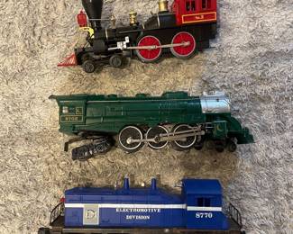 Vintage Lionel O Gauge Train Cars and Track Assortment