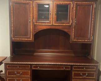 Hooker Furniture Seven Seas Collection Executive Desk with Hutch