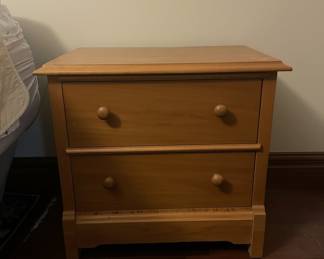 Thomasville -  2-Drawer Nightstand