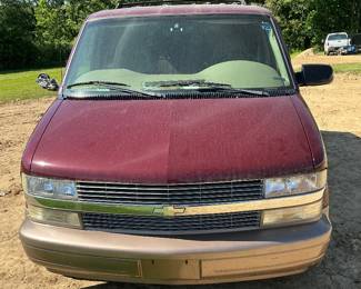 2001 Chevy Astro van 