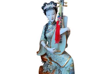 042 Chinese Porcelain Figurine Lady Playing Pipa Lute