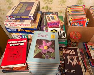 Vintage books, games & comics