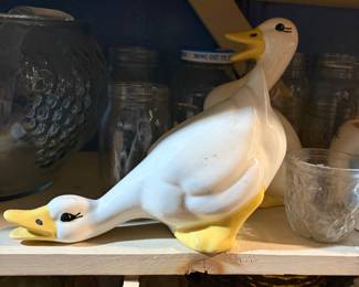 Vintage ceramic ducks