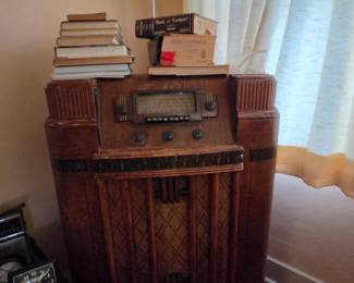 Vintage radio